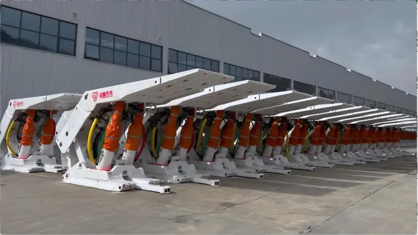 img-830-467 img-830-467