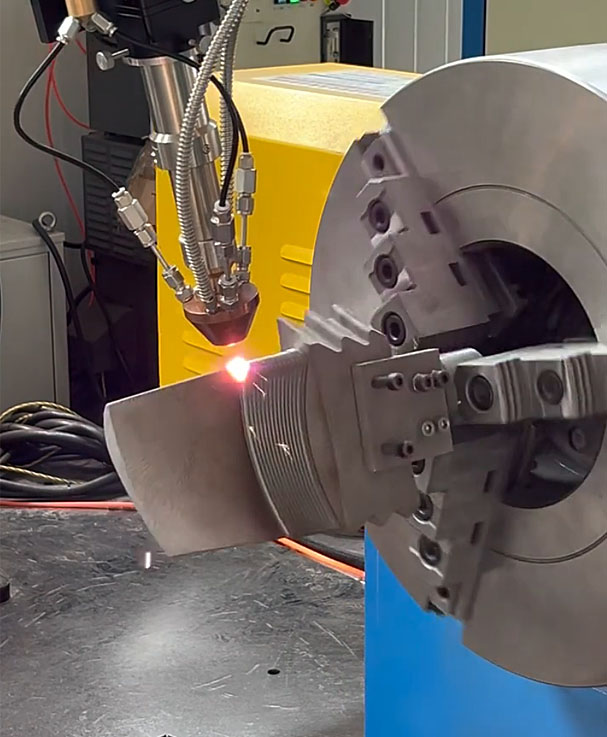 Peces personalitzades amb impressora 3D làser additiva i subtractiva de 5 eixos ProAM-605LDM