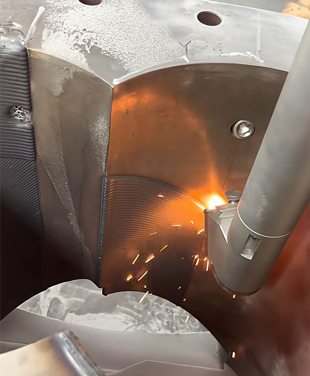 Composition of the Remanufacturing Industry Chain: Recycling, Dismantling, Repair, Sales, and Services