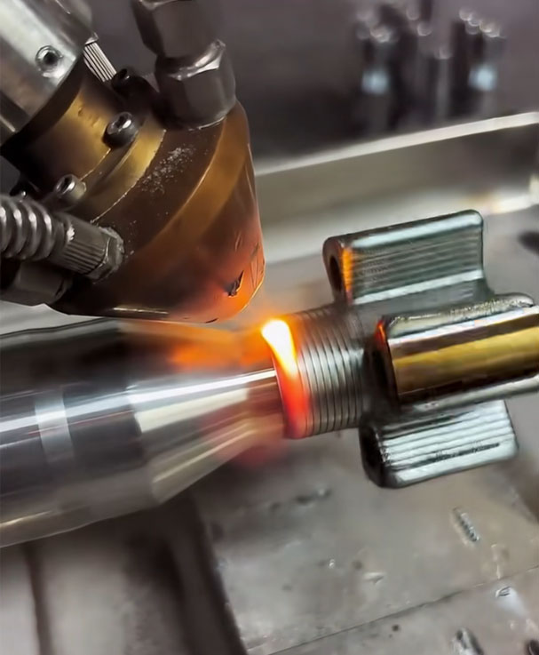 Conquering the "Collapse" Challenge: The Successful Application of High-Power Fiber Lasers in Aluminum Alloy Cladding