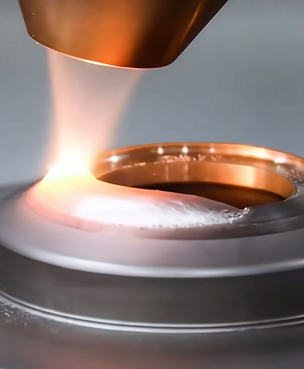 Cracked Molds Mean Factory Return? On-Site Laser Cladding Repairs Downtime from Weeks to Hours