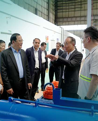 Lao Prime Minister Sonexay Siphandone visited the Asia-Potash International Smart Industrial Park！